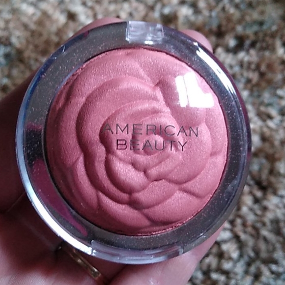 American Beauty Rose Powder Blush - Picture 5 of 5